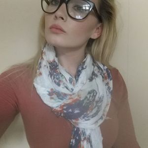 Meet your Posher, Katelynn